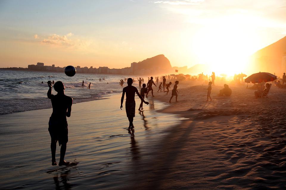 La magie des colonies de vacances en mer